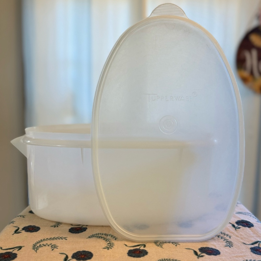 Vintage Tupperware 3 Piece Ham/Turkey Keeper